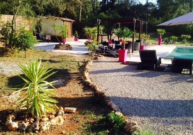 ベス・シュル・イソルLa Bastide De L'Issoleアパートメント 部屋 写真